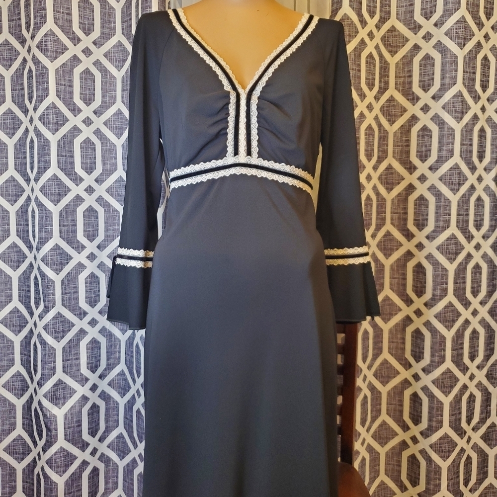 Liz Claiborne Vintage Dress - Picture 2 of 10